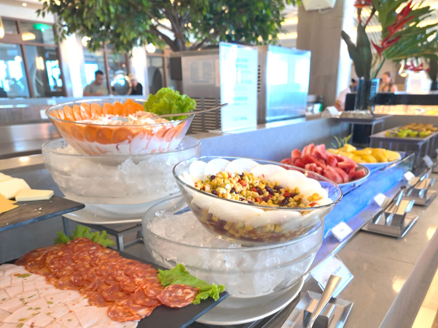 헤난 프리미어 리조트 조식 과일