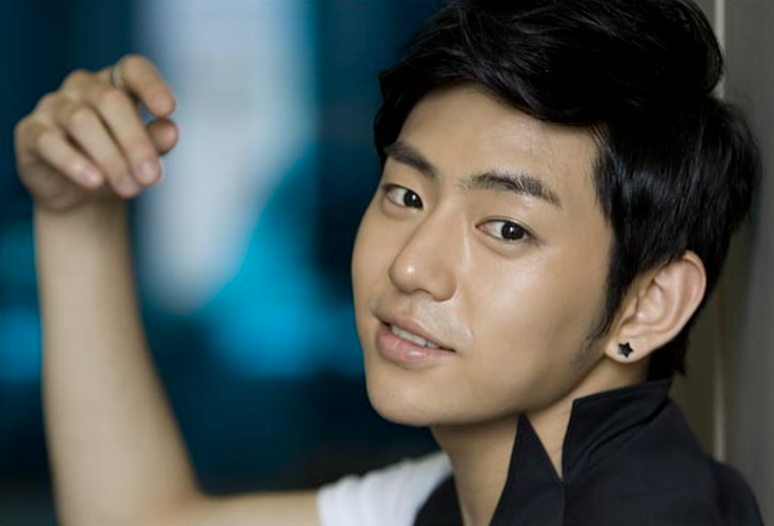 안용준 외모