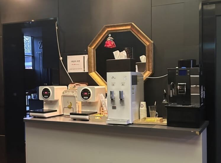 예산시장근처자자호텔1층