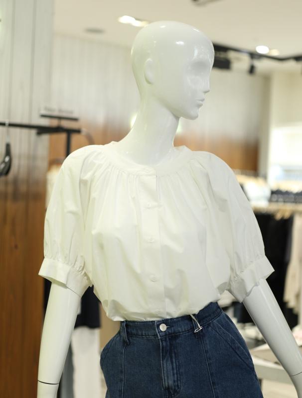 G cut 지컷 코튼 볼륨 셔링 블라우스 7253260107