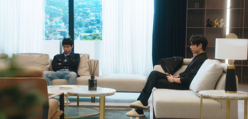 낮에뜨는달_2회