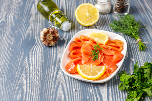 연어 마늘 올리브오일 이미지