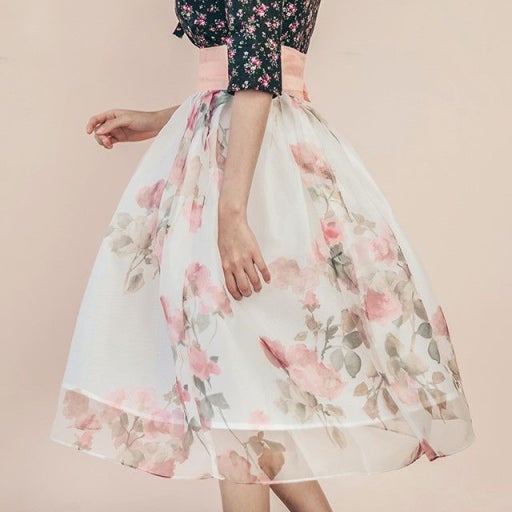 K-팝 아이돌 의상에 적용된 한국 전통 패턴 분석