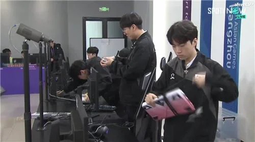 아시안게임 수영 남자축구 브리지