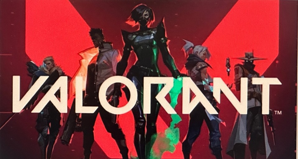 발로란트 에이전트와 붉은색 멋진 배경