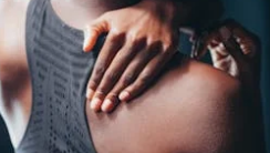 근육통 원인 총정리 : 갑작스러운 통증, 단순 뭉침일까 질병일까?