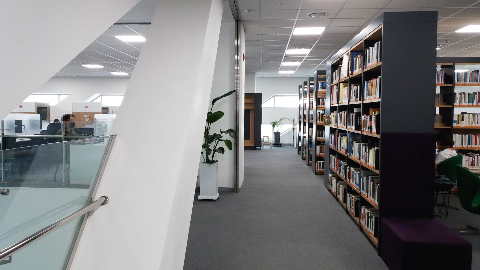 μΈμ’
μ립λμκ΄ μ΄λμ€