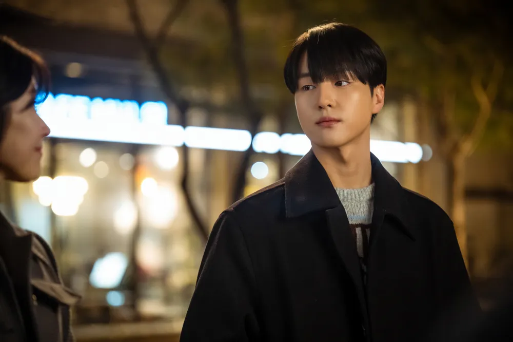 이두나! 넷플릭스 컷