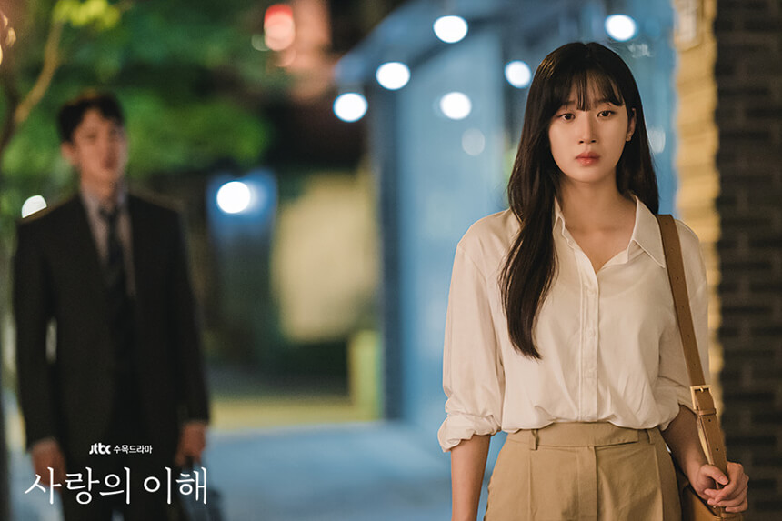 뒤돌아서는 수영