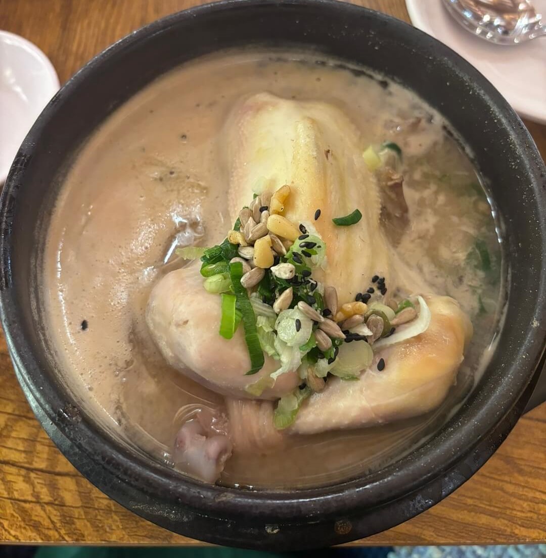 삼계탕, 닭요리, 뚝배기, 잣, 해바라기씨