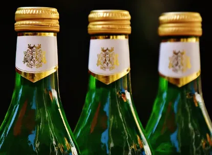 빈티지-뜻-와인병