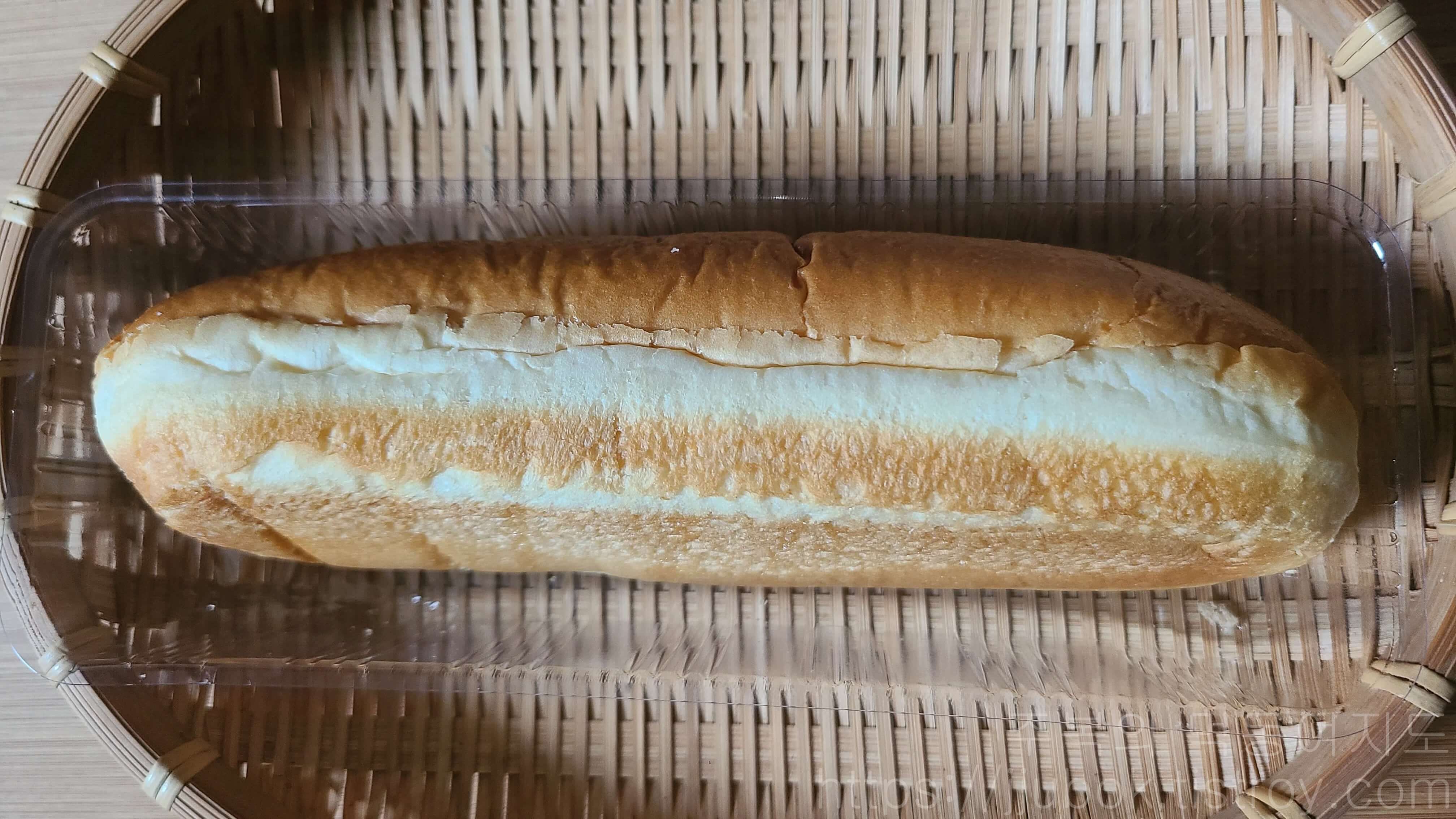 삼립-포켓몬빵-푸린의-폭신폭신-딸기크림빵-비주얼-2