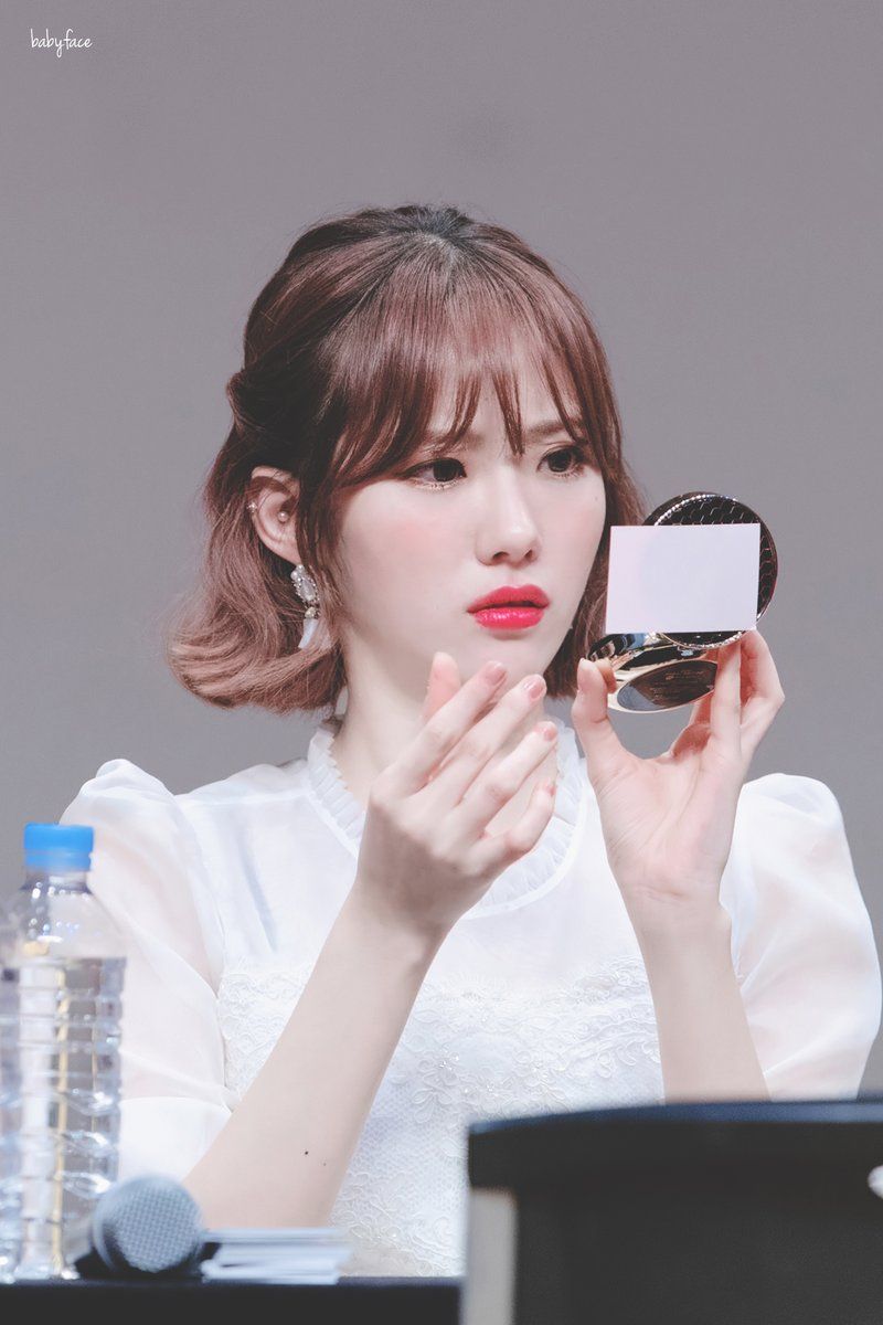 우주소녀 루다 인스타그램 사진 몸매