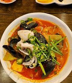 우삼겹해물짬뽕