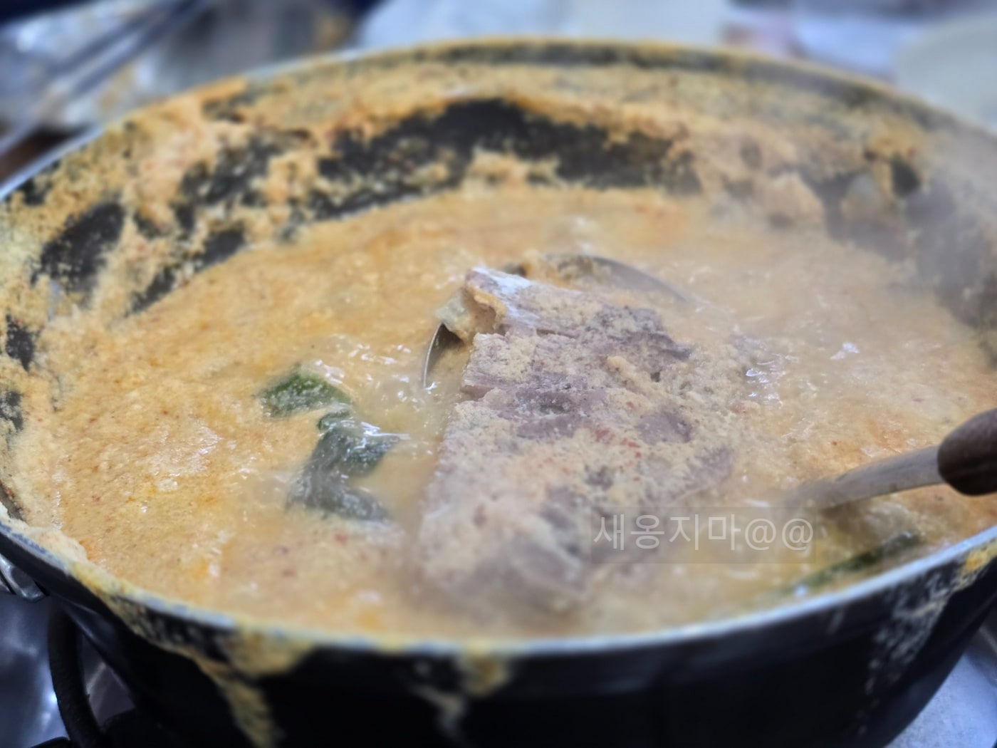 안양감자탕-나는-아직도-배가-고프다