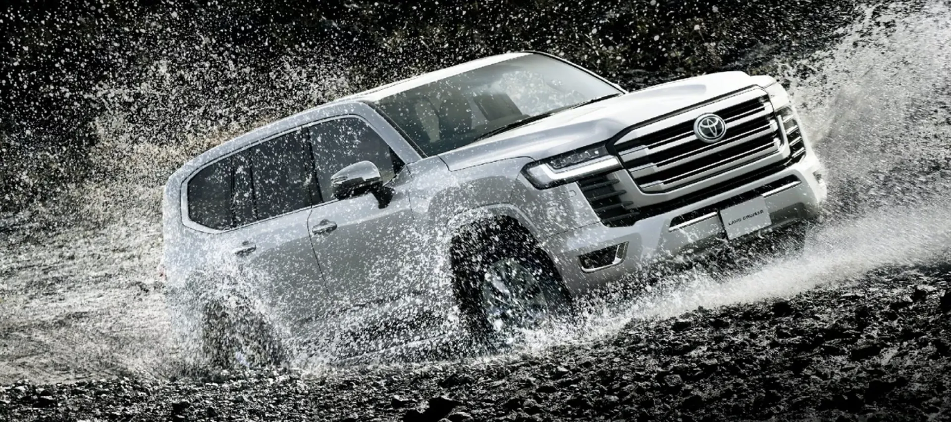 토요타 랜드크루저 300 이미지