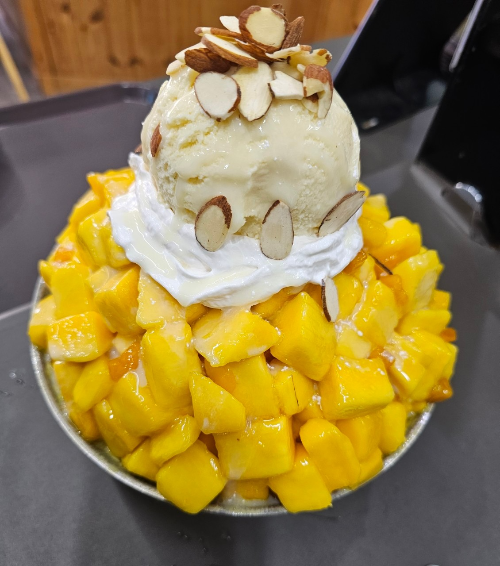 생과일쥬스 생과일빙수 전문점 세아네 과일 망고빙수