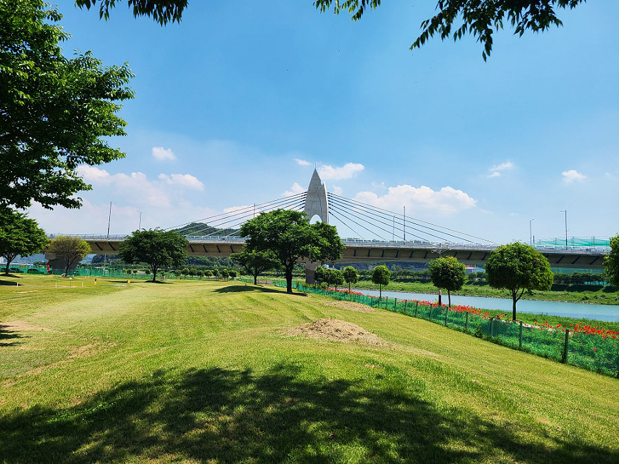 경상남도 밀양시 밀양파크골프장 소개