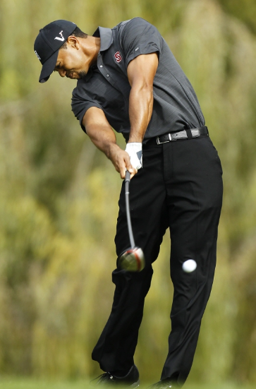 타이거우즈 팔로우스루 자세