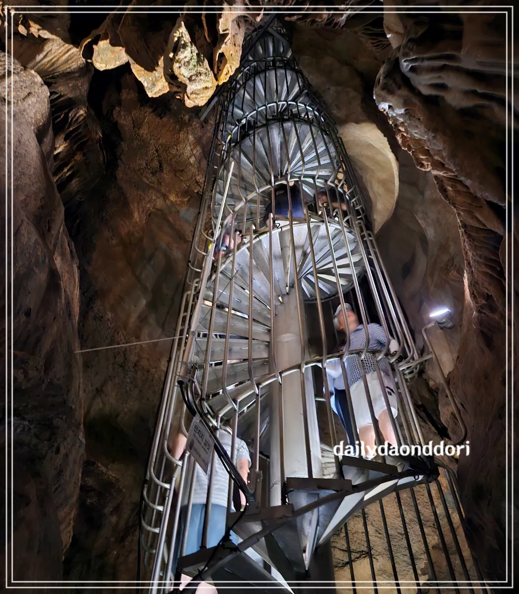 고수동굴-회전탑