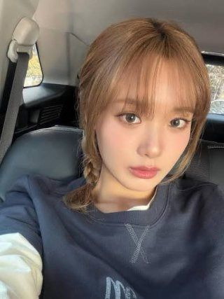 한로로, 싱어송라이터한로로, 한로로프로필, 한로로나이, 한로로본명, 한로로고향, 한로로학력, 국어국문학가수, 한로로결혼, 한로로남편, 유퀴즈한로로, 한로로유재석시, 한로로감자탕, 한로로입춘, 한로로애증, 로켓단, 한로로MBTI, 한지수, 자몽살구클럽, 한국대중음악상