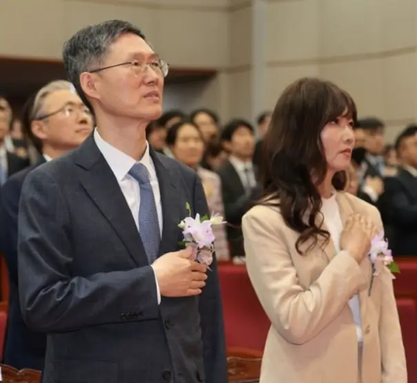 문형배 아내 이경아 헌법재판소장 아내