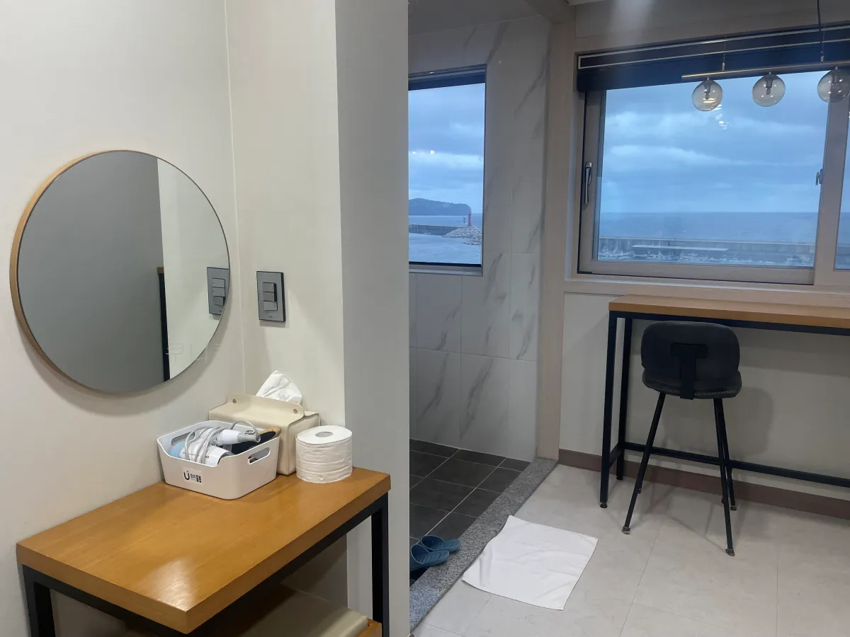 울릉도-저동항-가족여행-숙소추천-울릉위드유호텔-VIP뷰룸-4인-후기