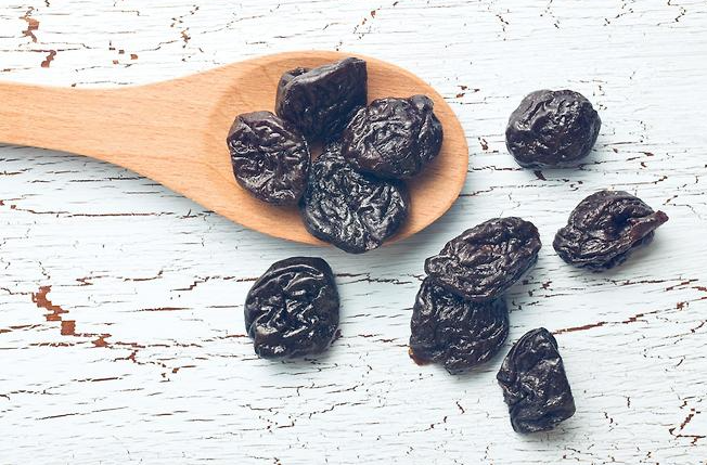 푸룬 효능 변비 탈출만이 아니라니! 심혈관 건강 이점 알아보기