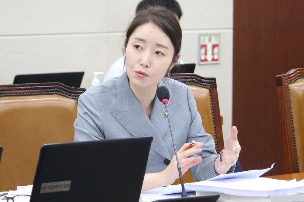 강선우 국회의원