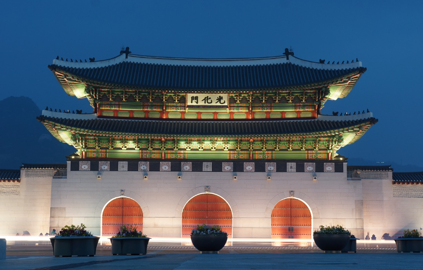 경복궁 야간개장 한복대여
