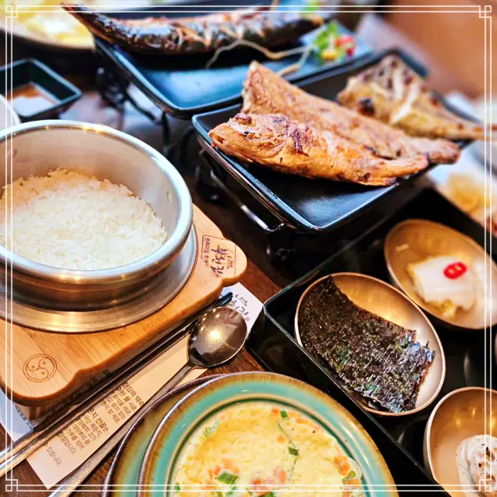 부천, 상동 맛집 470도 대형 화덕 5종 생선 구이, 묵은지 짜글이 전골