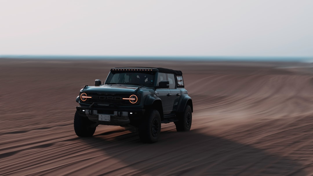 SUV