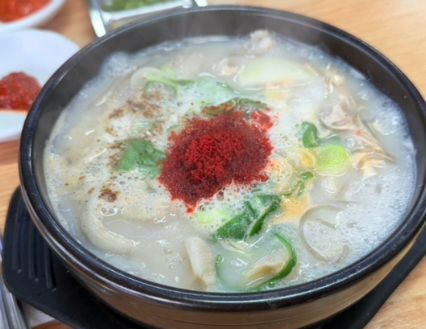 함덕해장국 : 제주도민도 인정한 함덕 해장국 맛집, 내장탕과 상추쌈 조합이 일품!