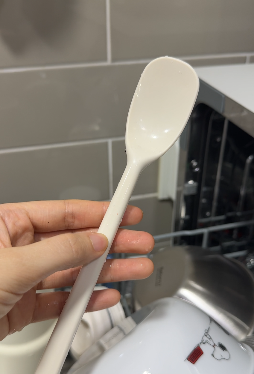 식기세척기 세척 후 말끔한 실리콘 수저
