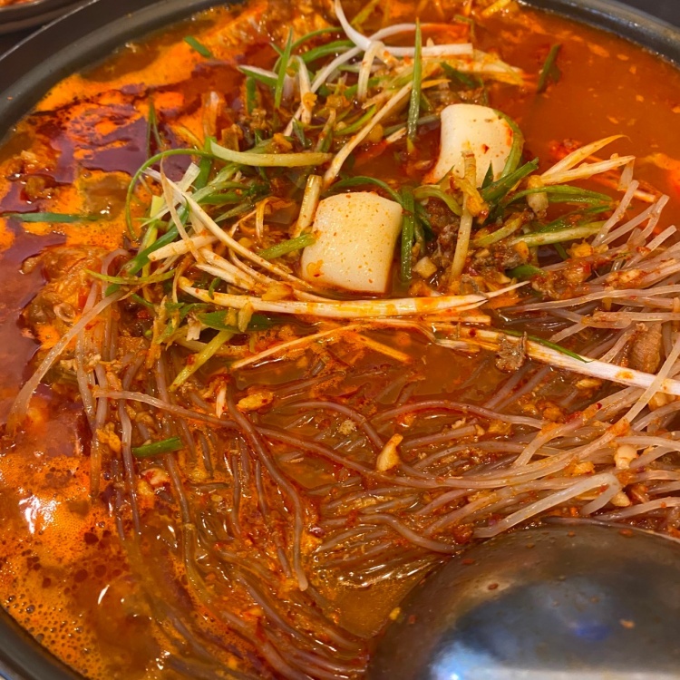 잠실 방이동 먹자골목에서 맛보는 서울 최고의 돼지갈비찜, 매운 돼지갈비찜, 돼지갈비 김치찜 맛집 추천 생방송투데이 리얼맛집 오늘방송 빅데이터 랭킹 맛집