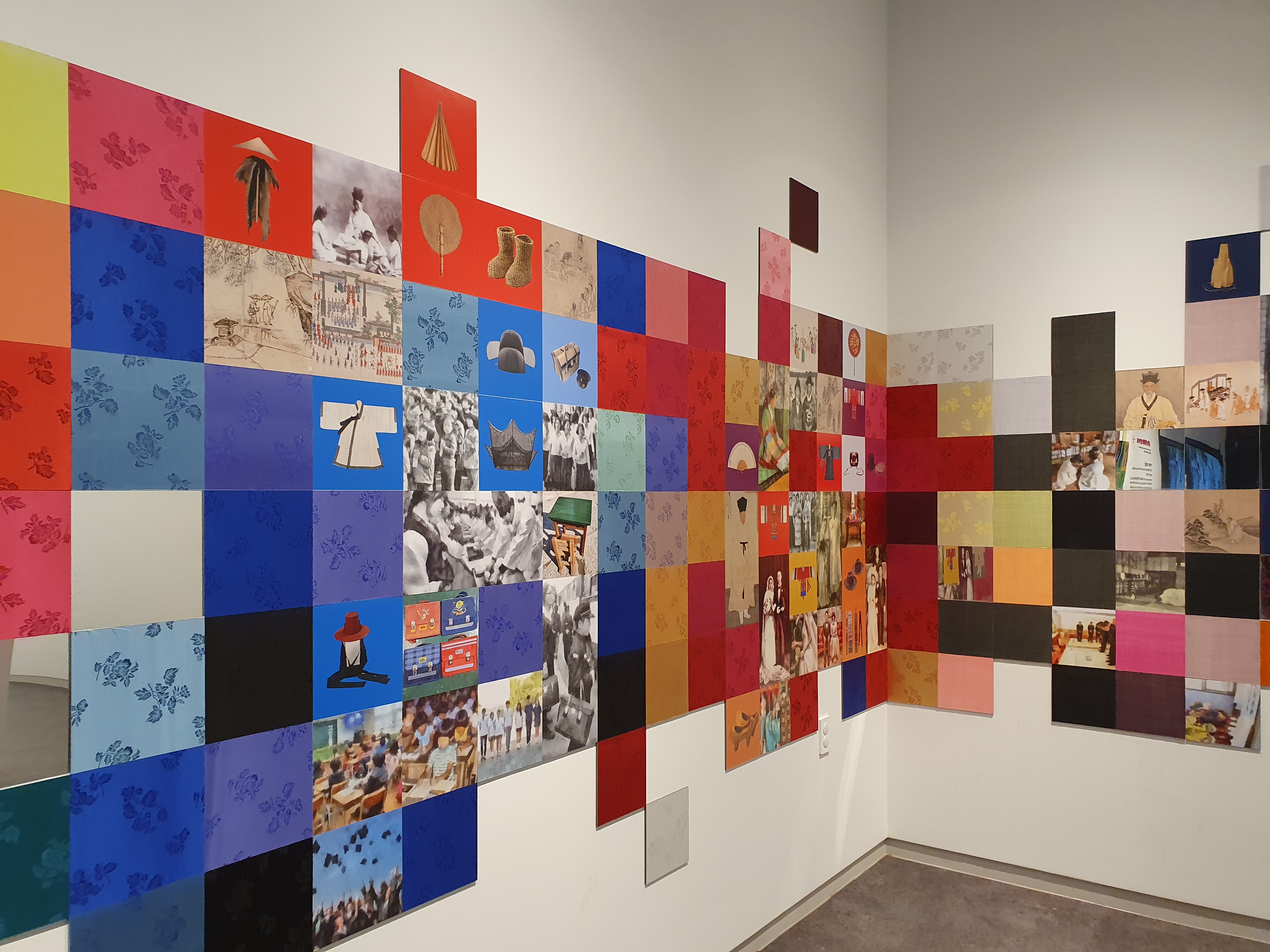 한복전시관 내부