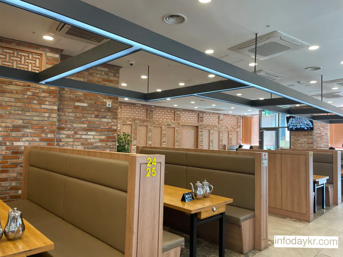 거궁-광교점-내부-좌석2