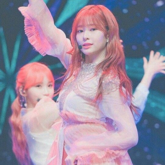 아이즈원 김민주 최애사진