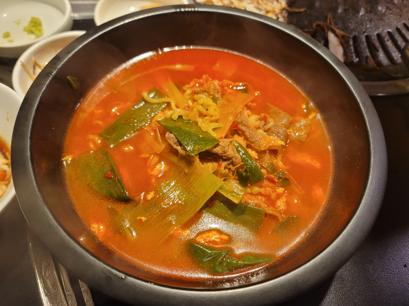 돌배기집 차돌라면