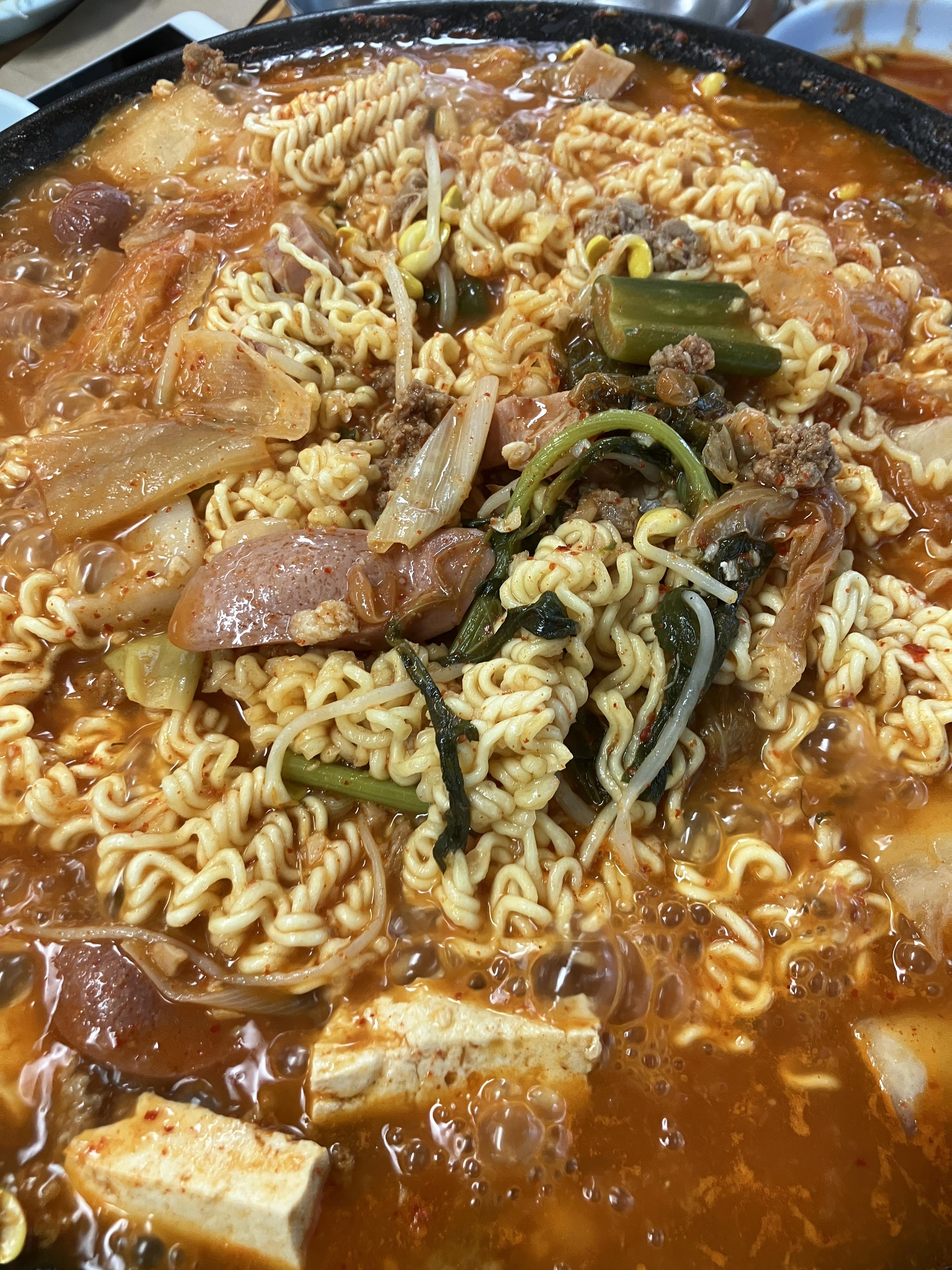 신흥부대고기 노포 부대찌개 라면
