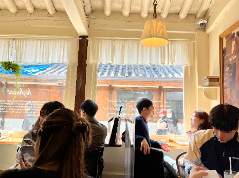 내부에서 바라본 채광