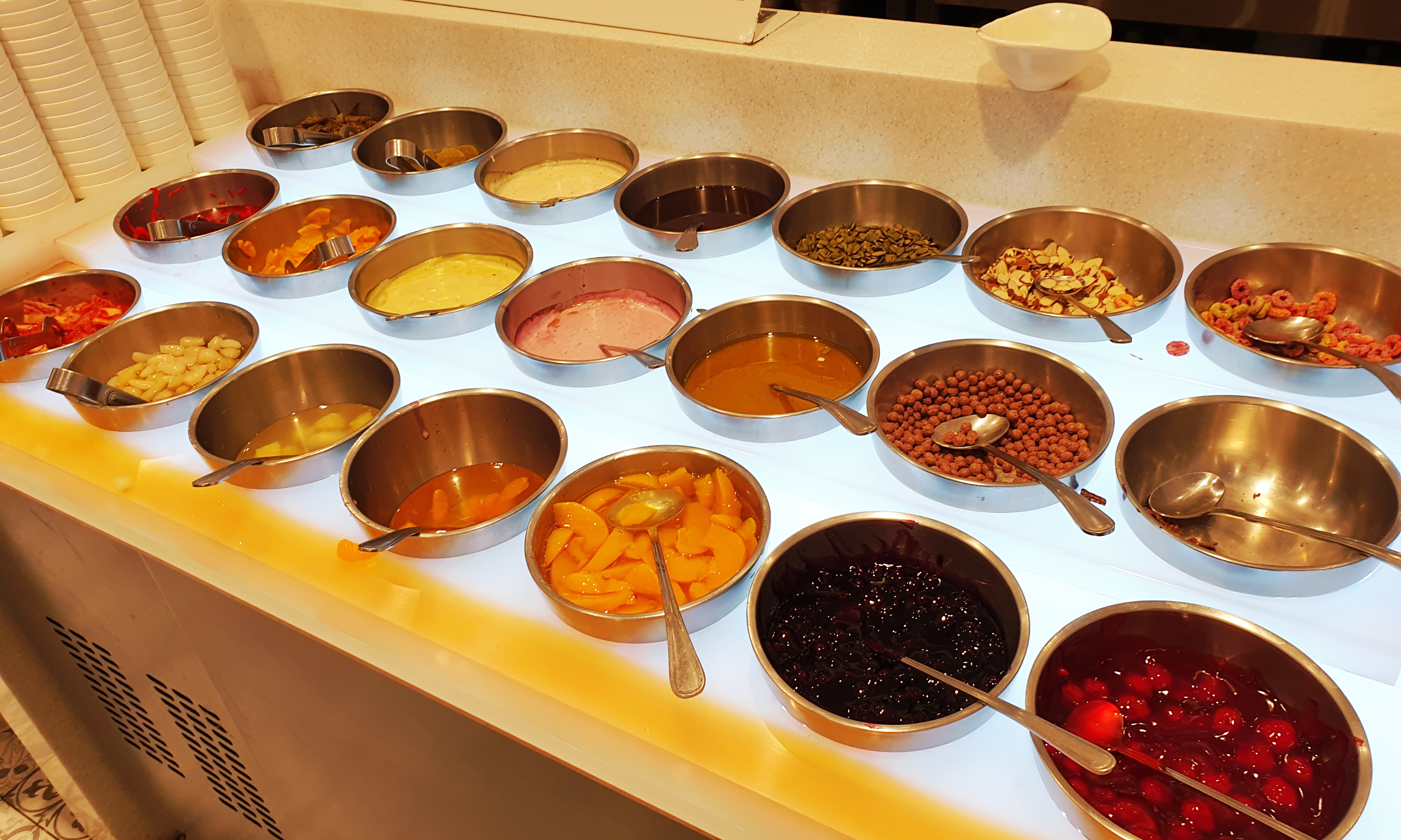 황도-체리-등-뷔페