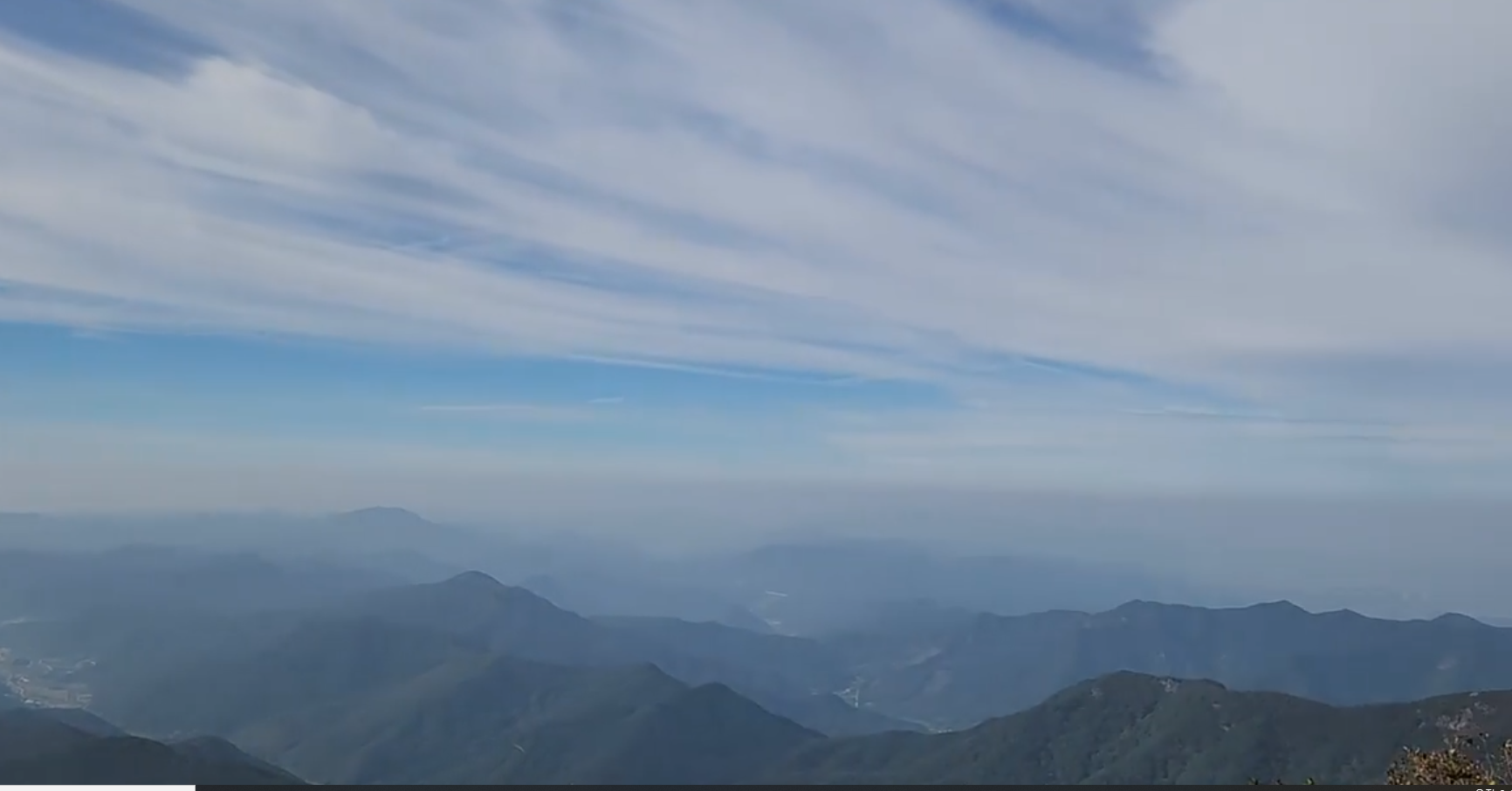 운장산정상석에서 바라보는 풍경