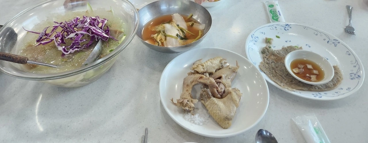 초계탕-닭날개-빈대떡-사진