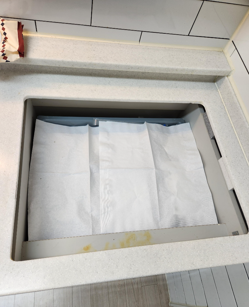 쿠쿠 하이브리드 전기레인지 인덕션 CIHR-D304FB