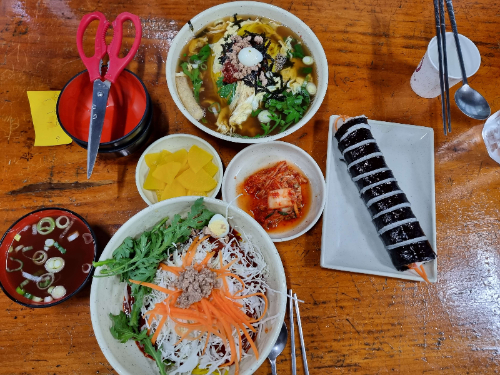 물쫄면이 유명한 충북 옥천천 쫄면전문점 풍미당