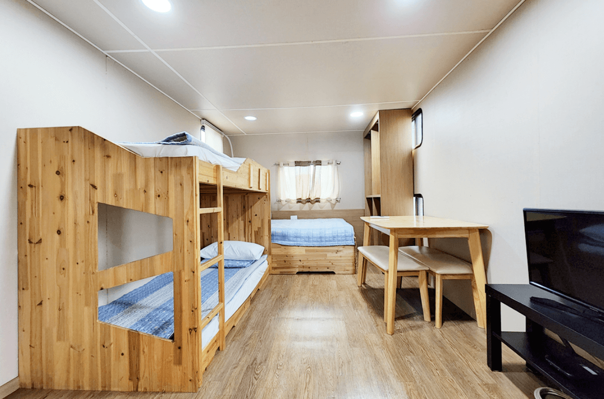 탄도항 노을캠핑장 카라반