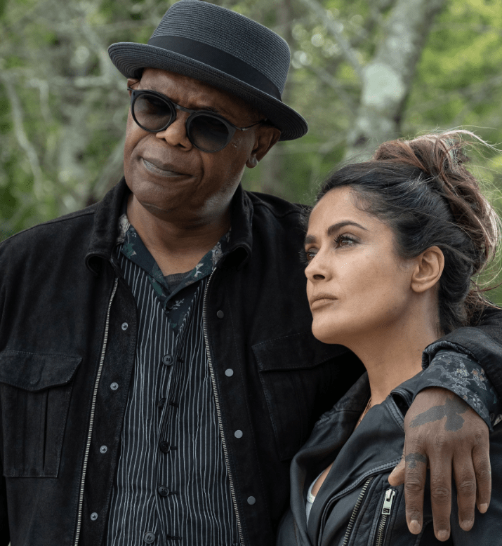 어깨동무를-하고-있는-다리우스와-소니아