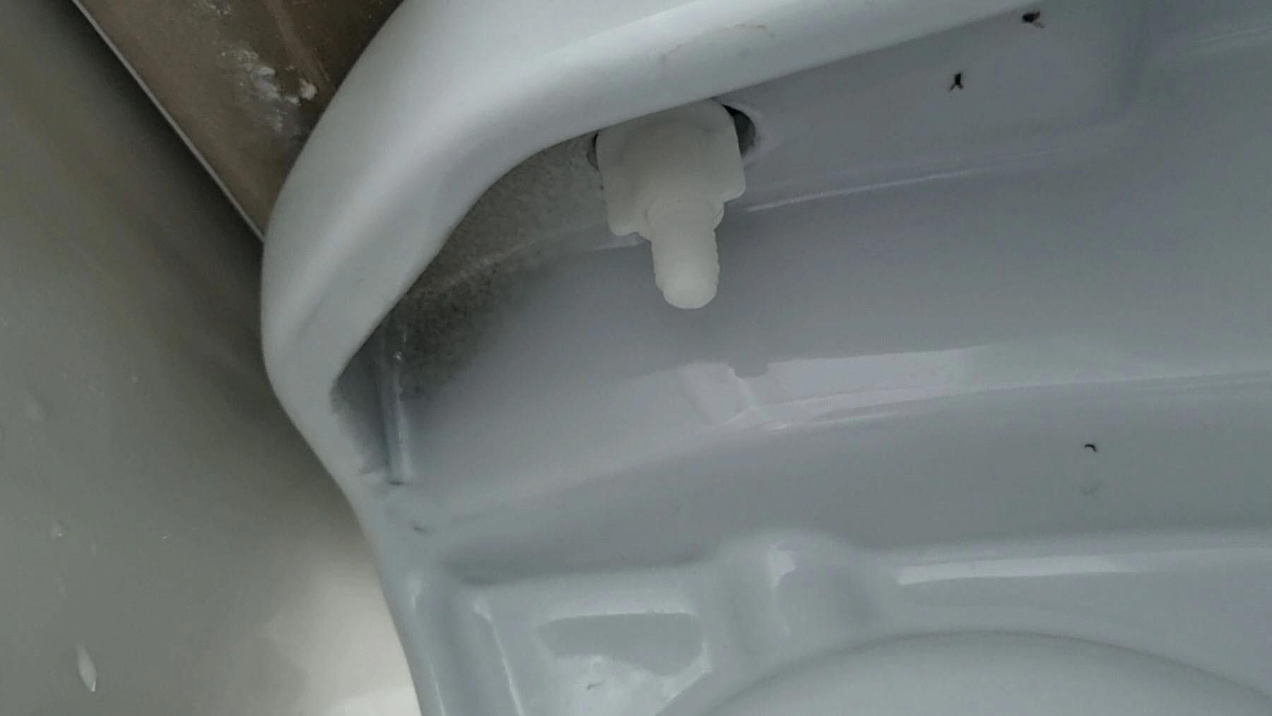 물탱크 고정 너트