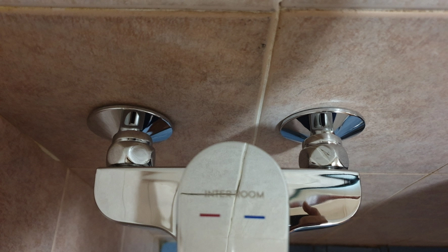 샤워기 수전 연결